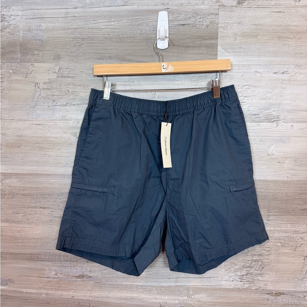 NWT Calvin Klein Men’s Poplin Novelty Shorts – Blue Edge (Medium)